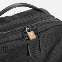 画像をギャラリービューアに読み込む, TRAV. C FLIGHT PACK 3