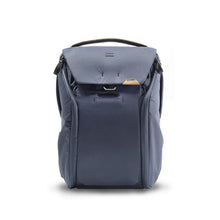 画像をギャラリービューアに読み込む, エブリデイ バックパック V2 20L