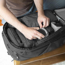 画像をギャラリービューアに読み込む, Travel Backpack（トラベルバックパック）45L
