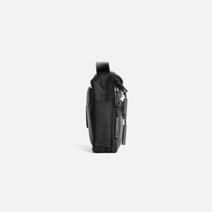 TRAVEL KIT