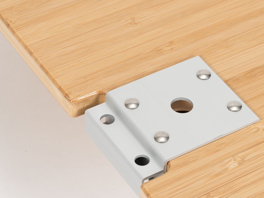 雪峰祭2022春 限定商品 マルチファンクションテーブル
ショート竹ライト Snow Peak – 「雪峰祭 2022 -春- 」マルチファンクション